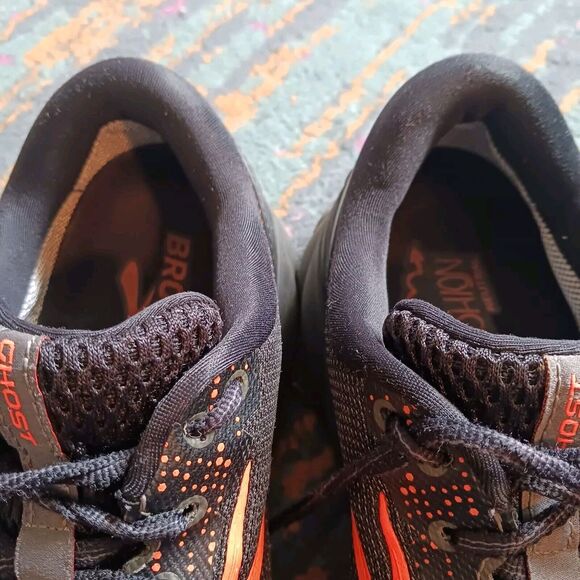 Brooks Ghost 11 Gore-Tex Running Shoe Men size 9.5D Black Orange Sneaker - Picture 9 of 10